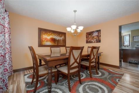 2392 Bowers Street NW Uniontown OH 44685