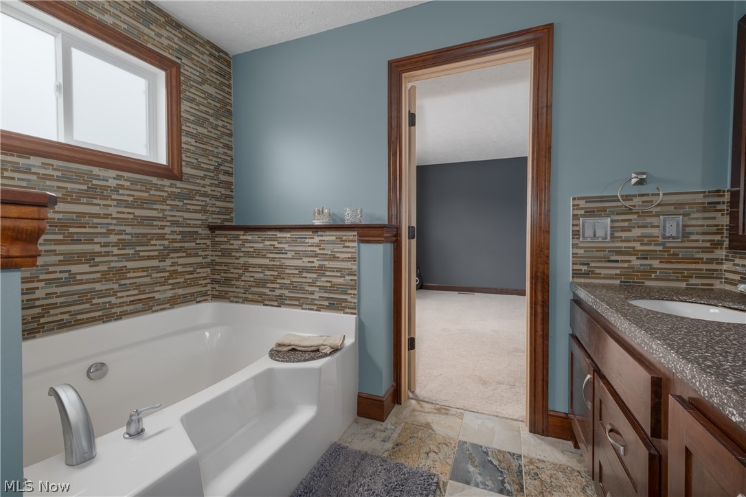 2392 Bowers Street NW Uniontown OH 44685
