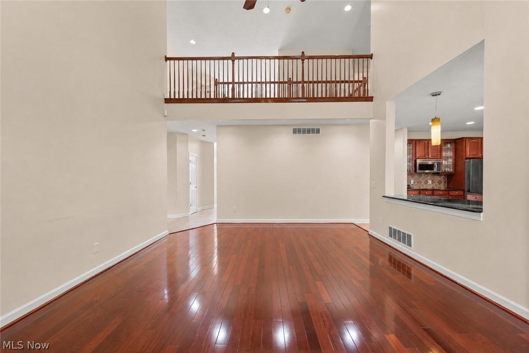 6424 Oak Point Estates Lorain OH 44053