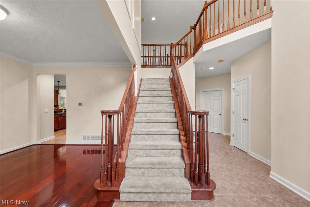 6424 Oak Point Estates Lorain OH 44053