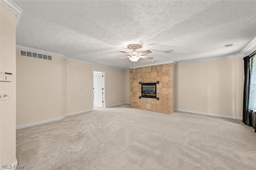 6424 Oak Point Estates Lorain OH 44053