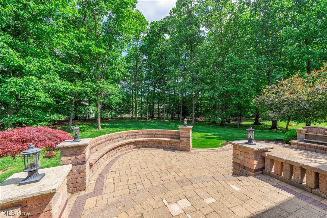 6424 Oak Point Estates Lorain OH 44053