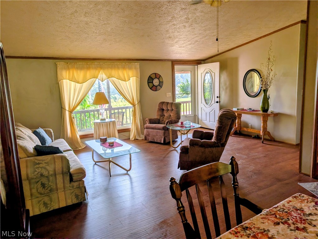 10811 Freedom Road Kimbolton OH 43749