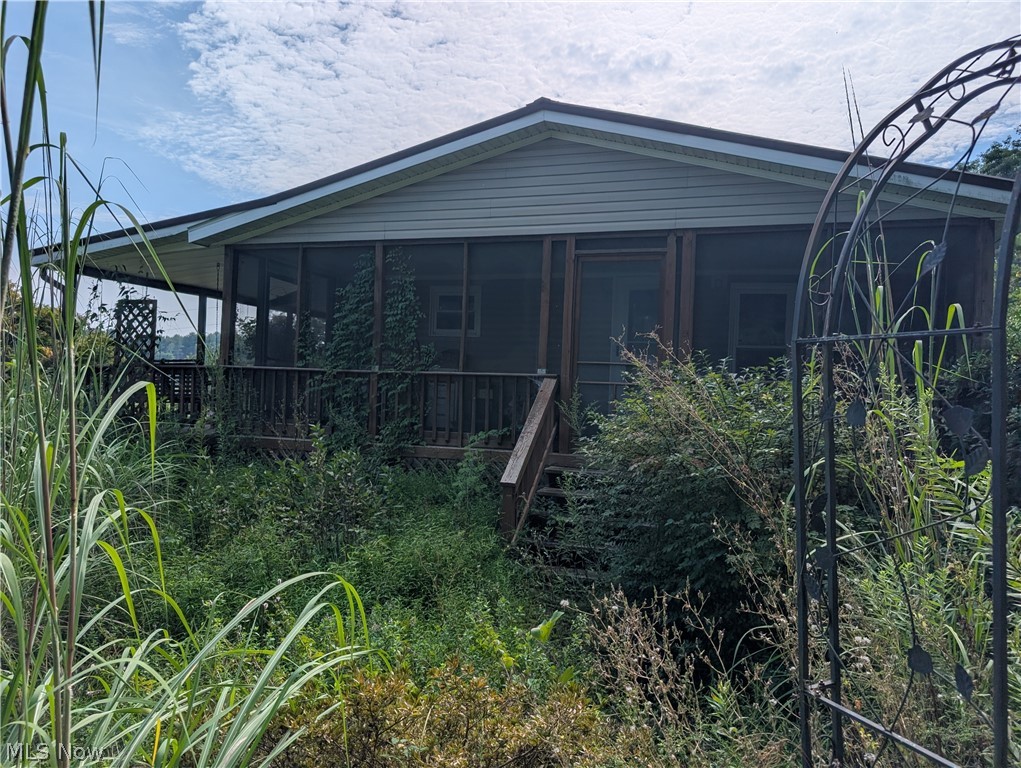 10811 Freedom Road Kimbolton OH 43749
