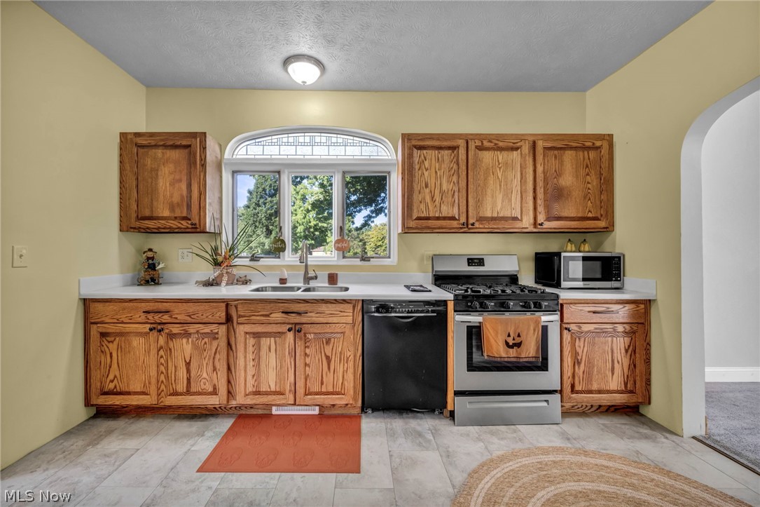 42027 Griswold Road Elyria OH 44035