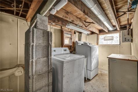 42027 Griswold Road Elyria OH 44035
