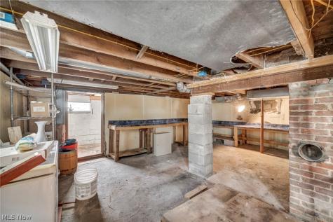 42027 Griswold Road Elyria OH 44035