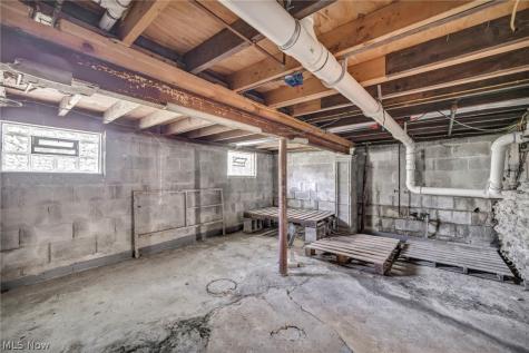 42027 Griswold Road Elyria OH 44035