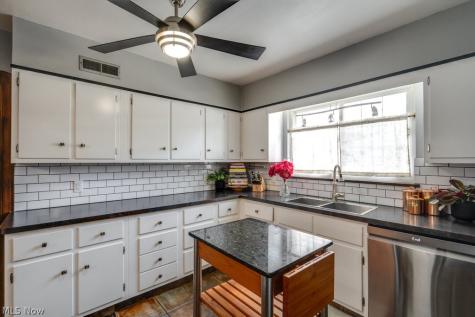 183 Castle Boulevard Akron OH 44313