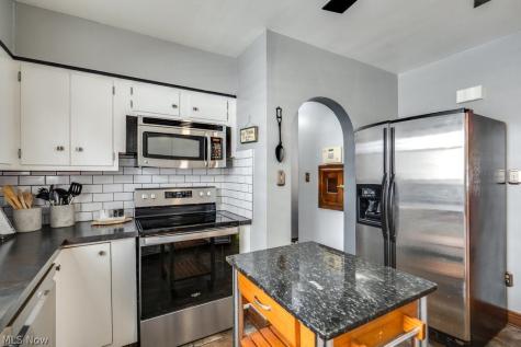 183 Castle Boulevard Akron OH 44313