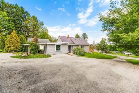 3002 Clark Mill Road Norton OH 44203
