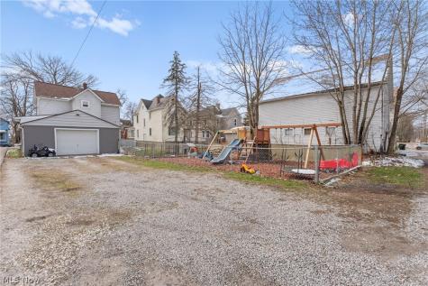 125 E Indiana Avenue Sebring OH 44672