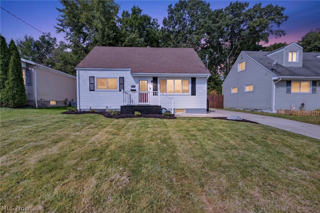 558 Alaho Street Akron OH 44305