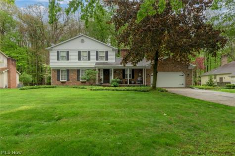 7749 Silver Fox Drive Youngstown OH 44512