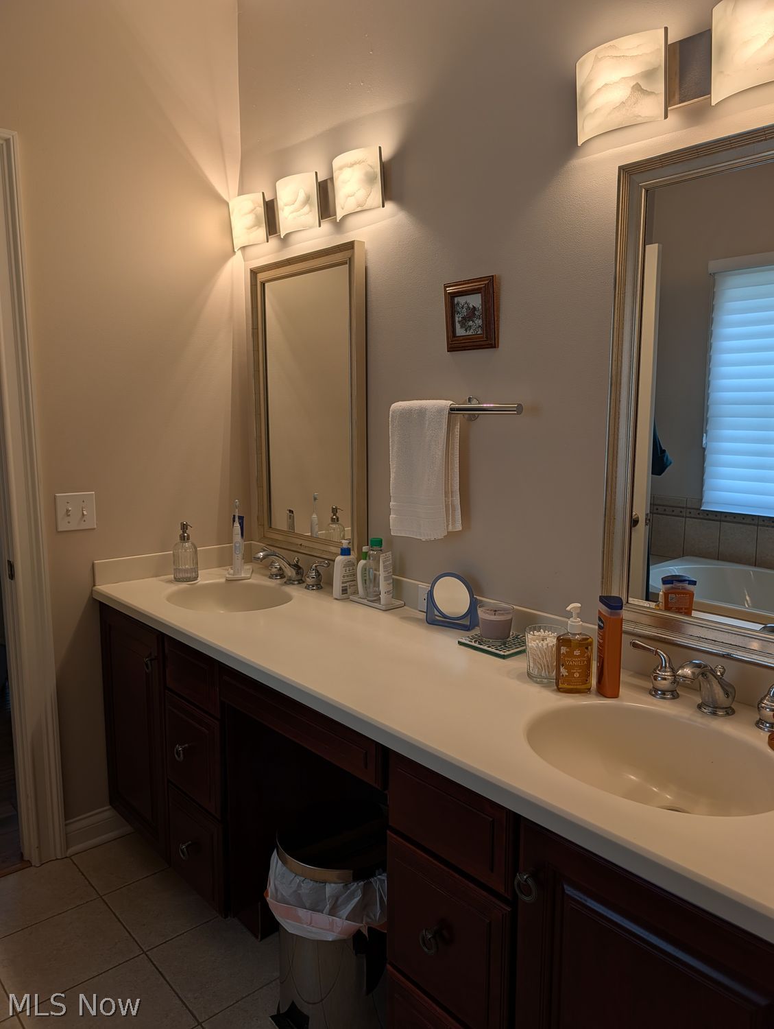 543 Honeysuckle Lane Chagrin Falls OH 44023