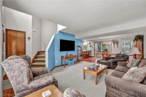 6472 Monroe Lane North Ridgeville OH 44039