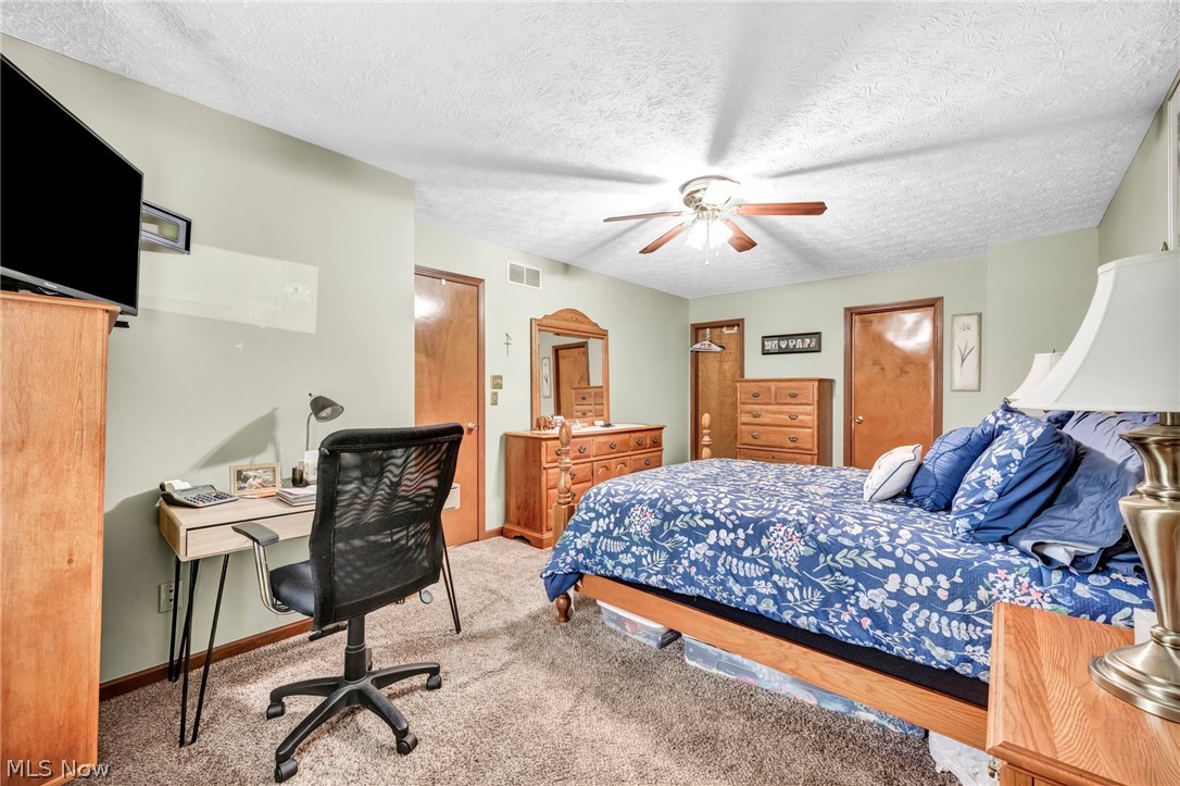 6472 Monroe Lane North Ridgeville OH 44039