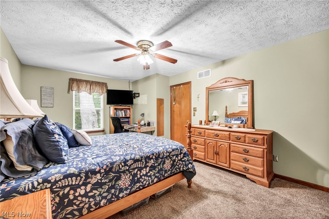 6472 Monroe Lane North Ridgeville OH 44039