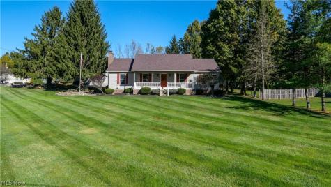 2573 Sandy Lake Road Ravenna OH 44266