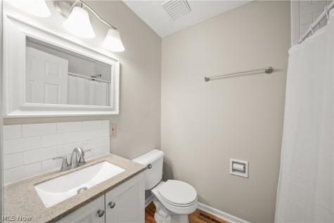 2573 Sandy Lake Road Ravenna OH 44266