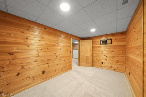 2573 Sandy Lake Road Ravenna OH 44266