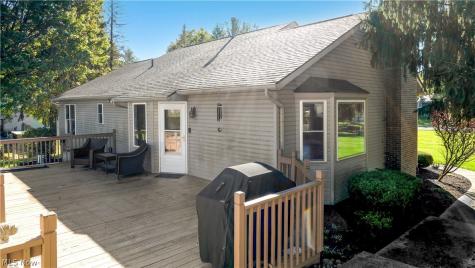 2573 Sandy Lake Road Ravenna OH 44266