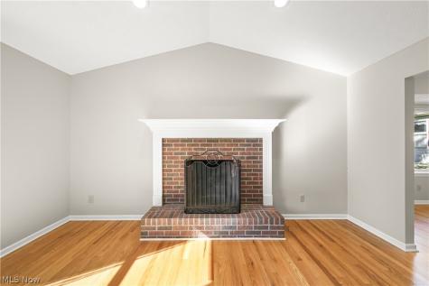 2573 Sandy Lake Road Ravenna OH 44266