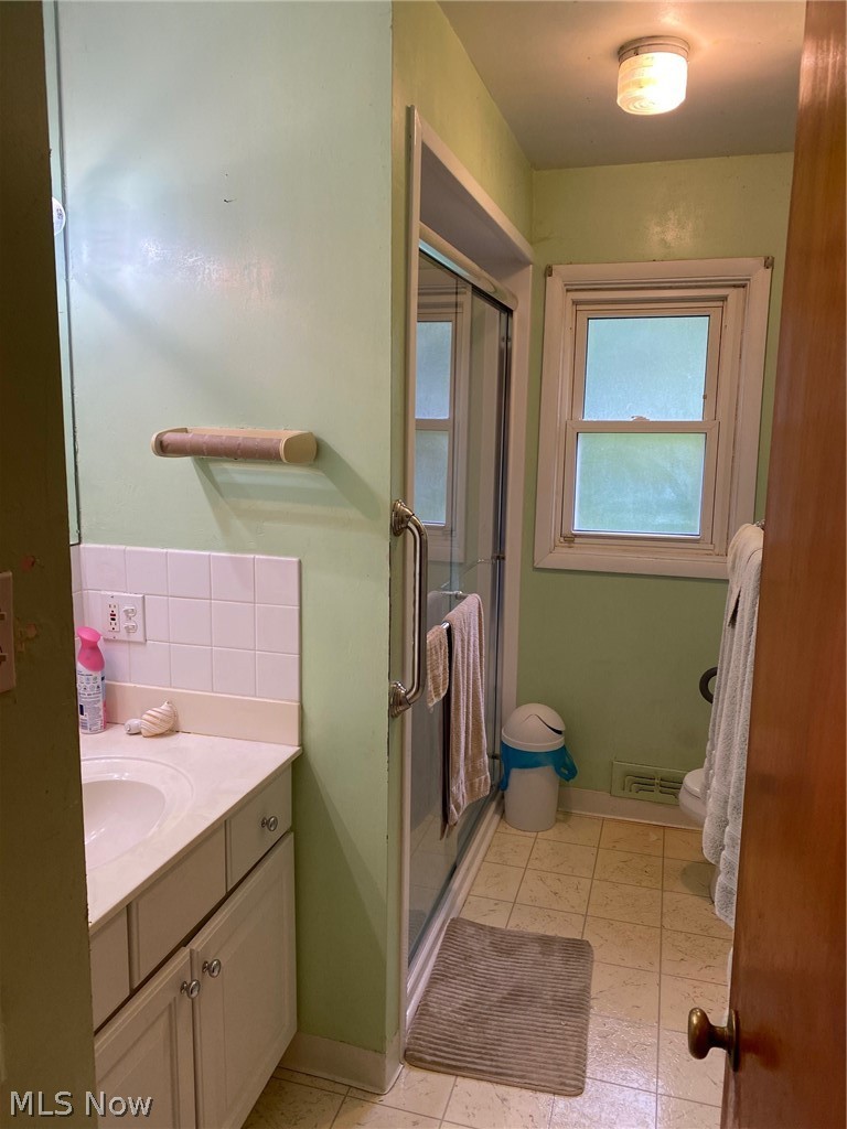 19601 Mayfair Lane Warrensville Heights OH 44128