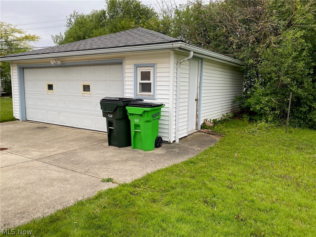 19601 Mayfair Lane Warrensville Heights OH 44128