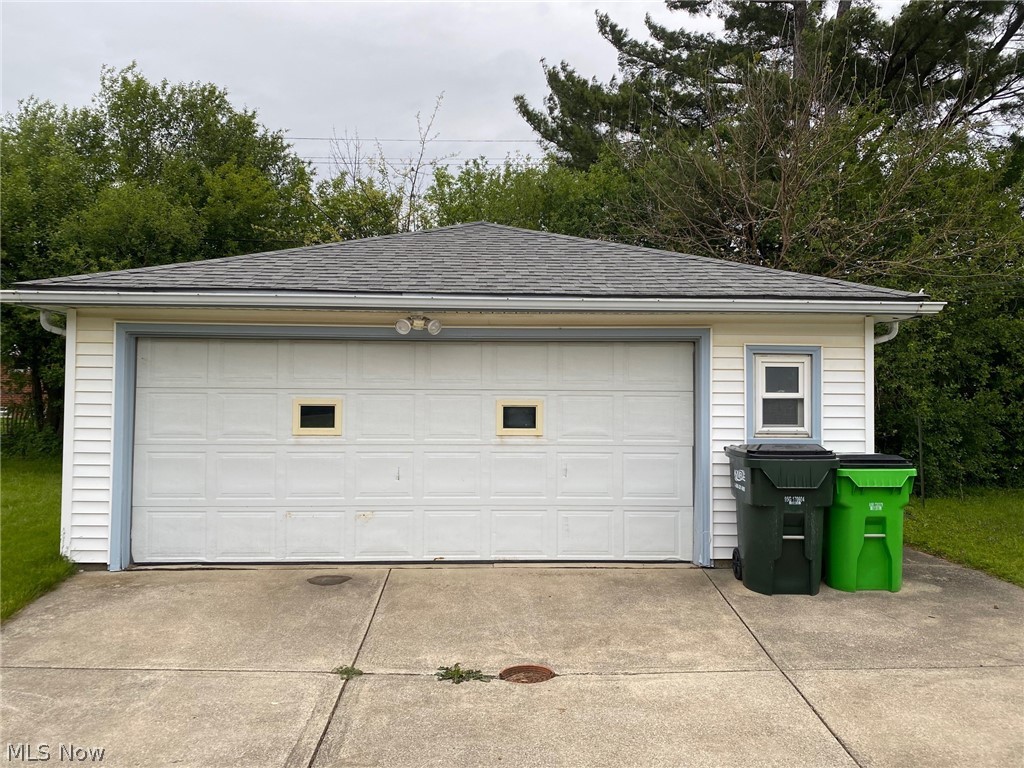 19601 Mayfair Lane Warrensville Heights OH 44128