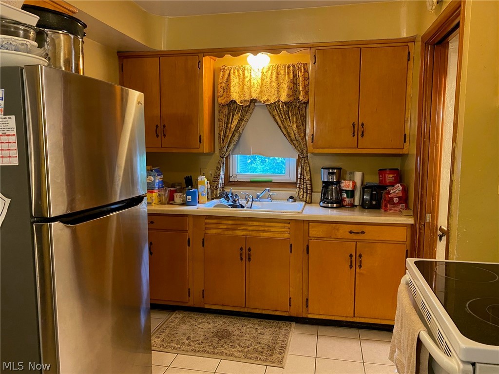 19601 Mayfair Lane Warrensville Heights OH 44128