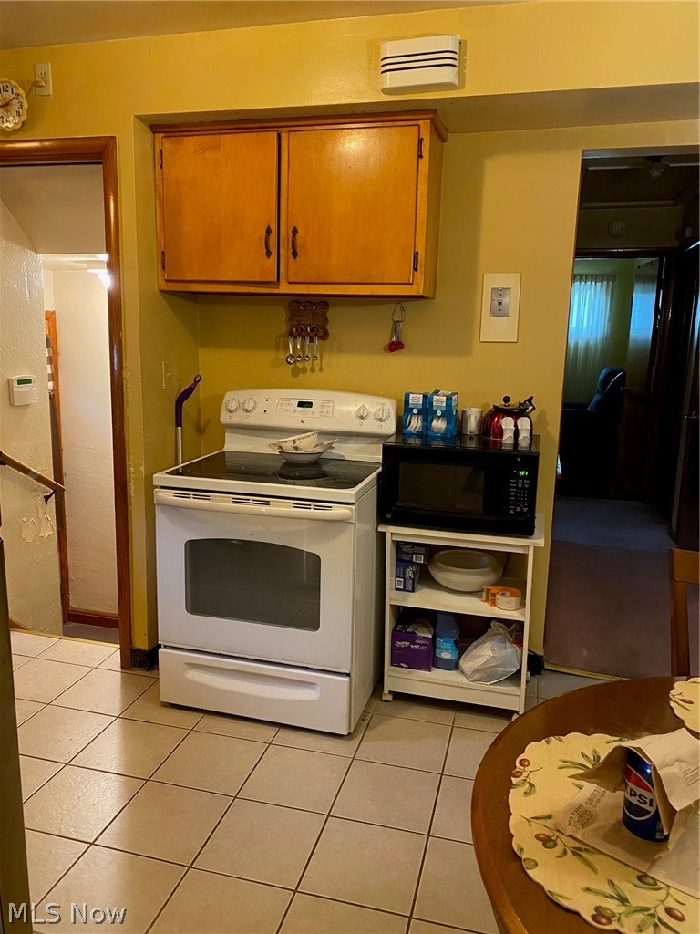 19601 Mayfair Lane Warrensville Heights OH 44128