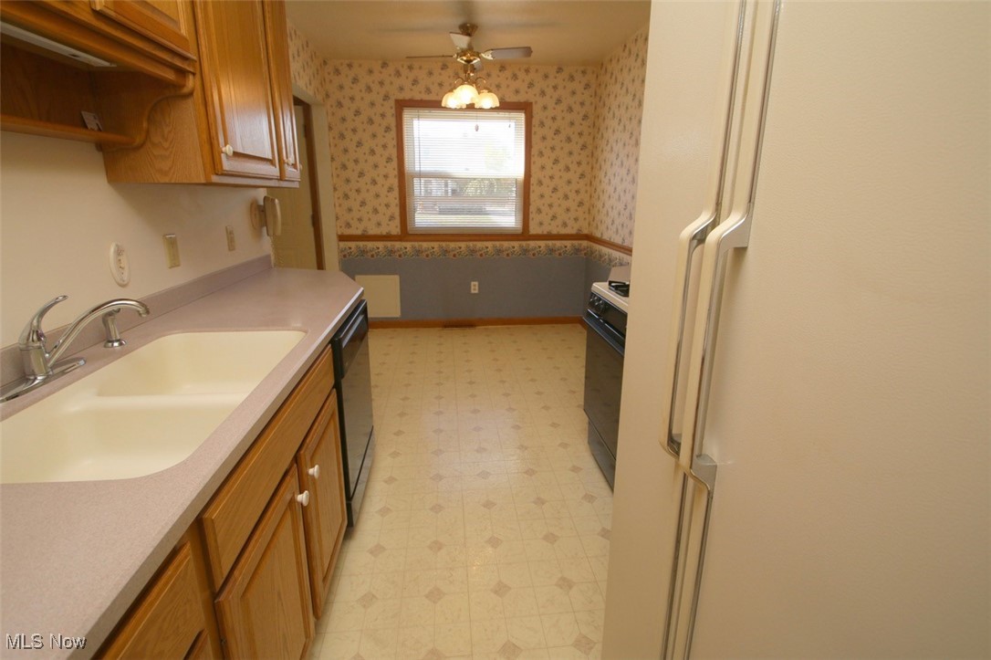 1733 Eldon Drive Wickliffe OH 44092