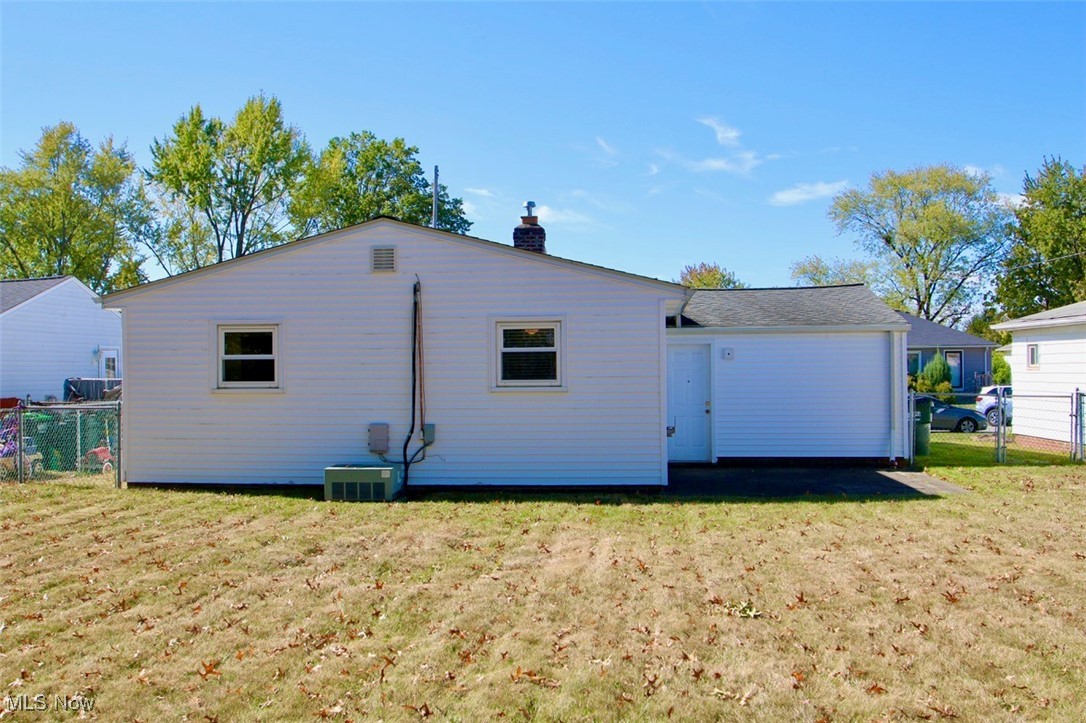 1733 Eldon Drive Wickliffe OH 44092