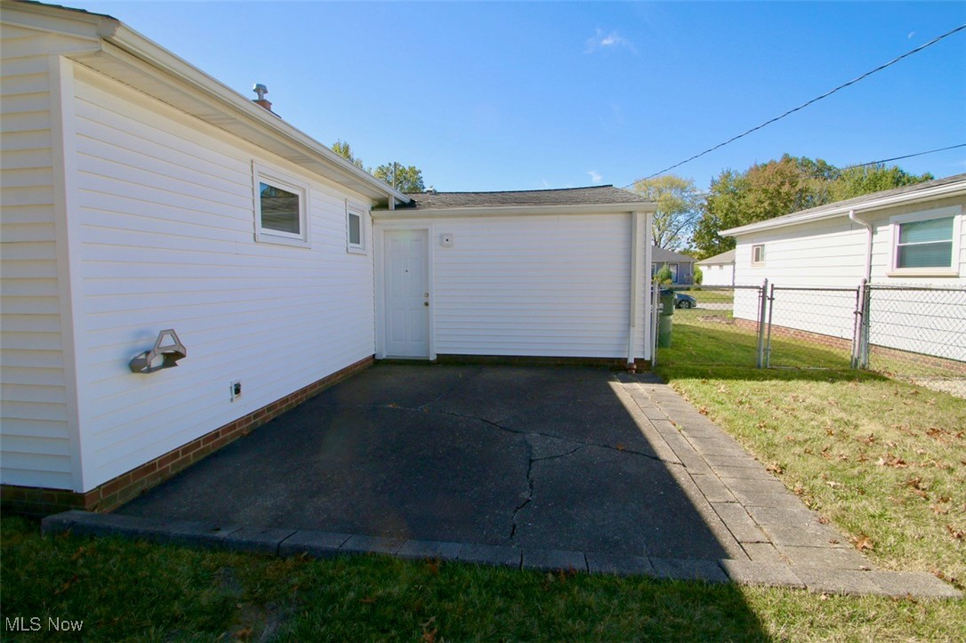 1733 Eldon Drive Wickliffe OH 44092
