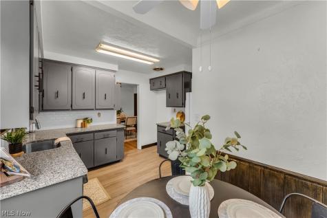 4107 Charlton Road South Euclid OH 44121