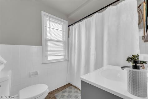 4107 Charlton Road South Euclid OH 44121