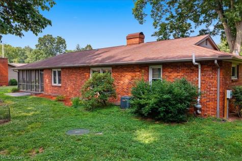 303 Keeler Drive Marietta OH 45750