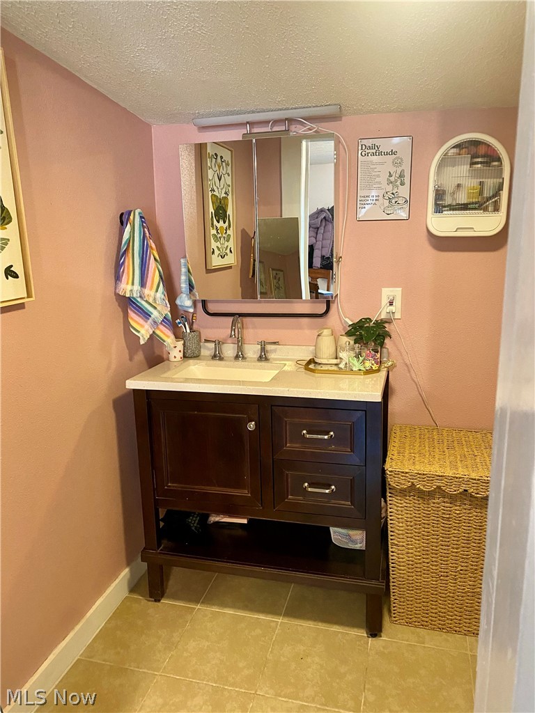 38 Pleasant Street Wakeman OH 44889