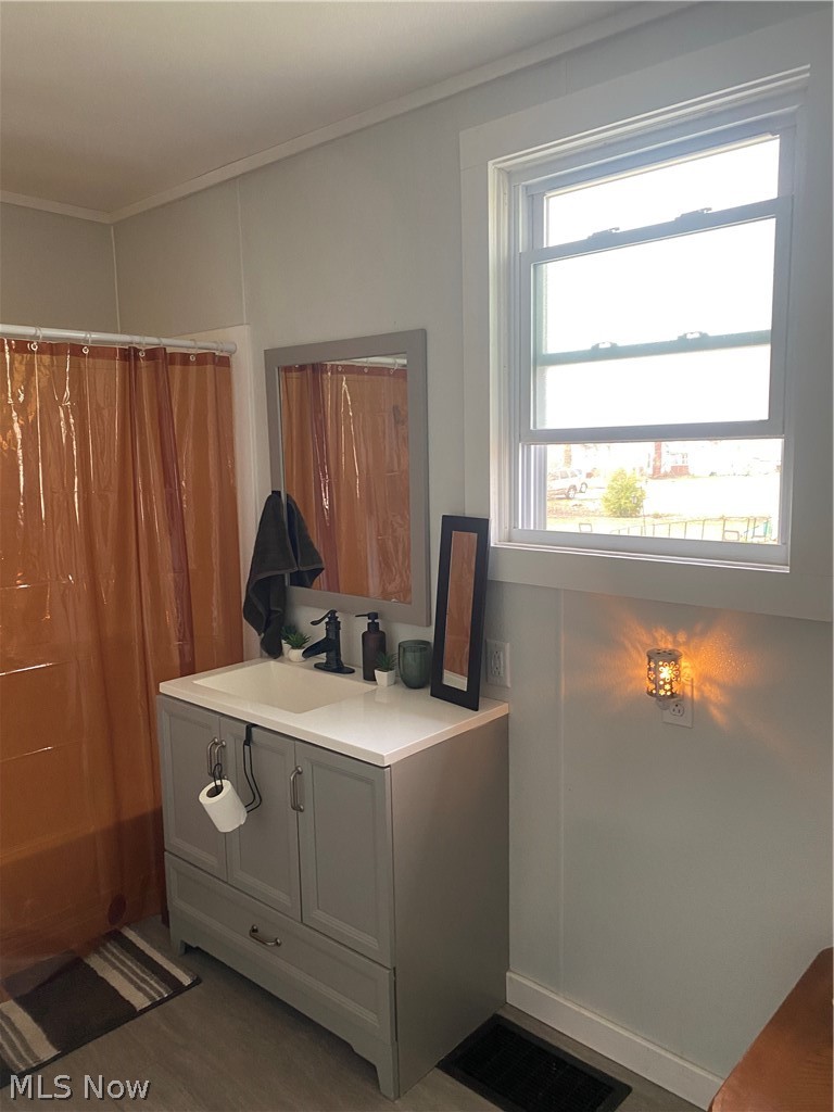 38 Pleasant Street Wakeman OH 44889