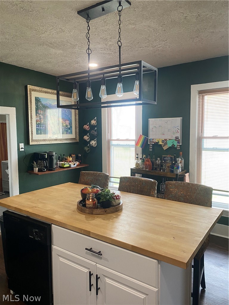 38 Pleasant Street Wakeman OH 44889
