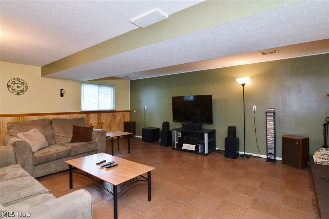 5454 Barton Road North Olmsted OH 44070