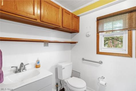 41 W Marion Street Doylestown OH 44230