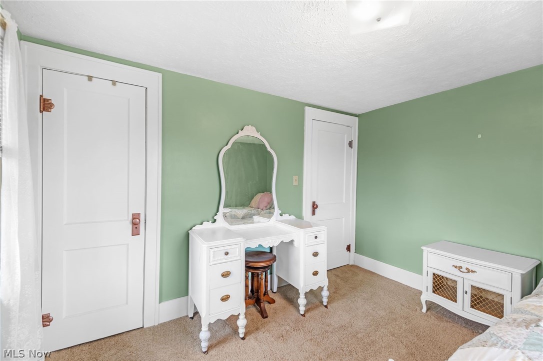41 W Marion Street Doylestown OH 44230