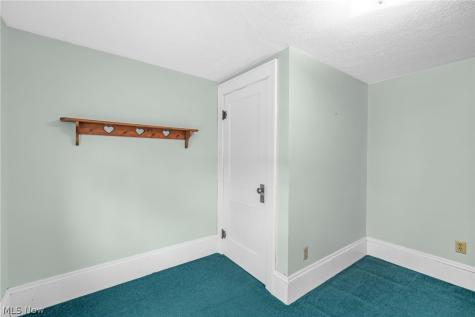 41 W Marion Street Doylestown OH 44230
