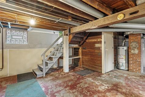 41 W Marion Street Doylestown OH 44230