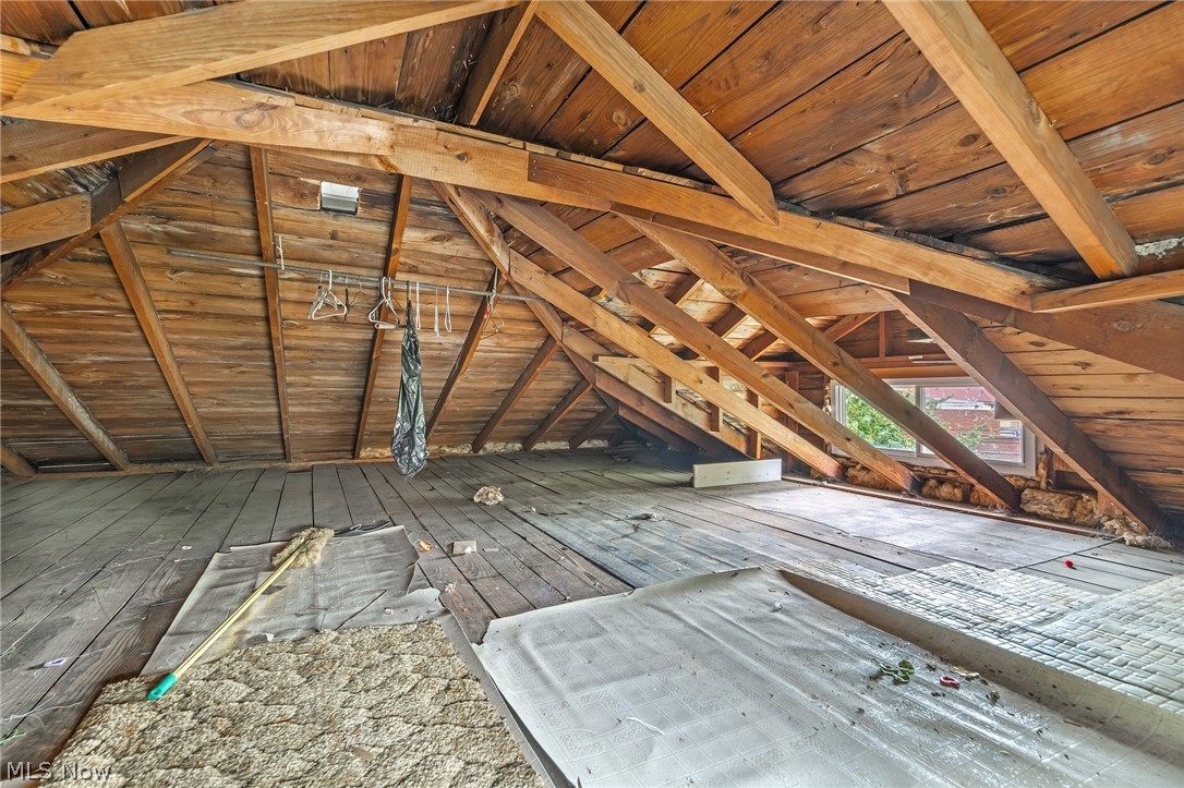 41 W Marion Street Doylestown OH 44230