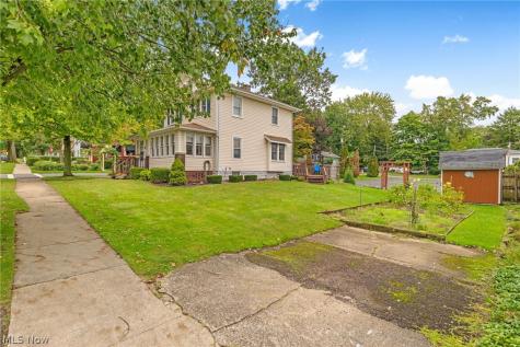 41 W Marion Street Doylestown OH 44230
