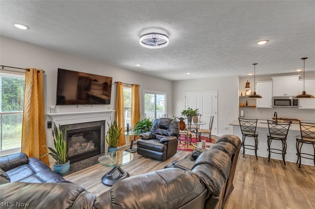 110 Harvest Way Elyria OH 44035