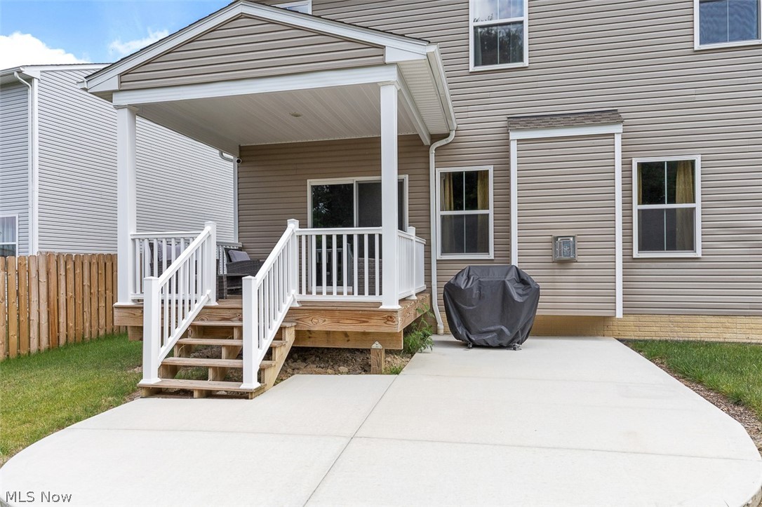 110 Harvest Way Elyria OH 44035